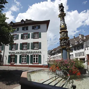 Spalenbrunnen & Restaurant Center Hotel Basel